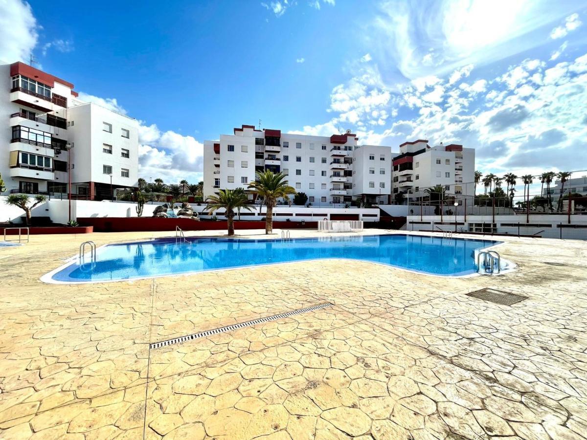 Apartamento Urb. Palmeras Del Sur Con Piscina 阿德耶 外观 照片